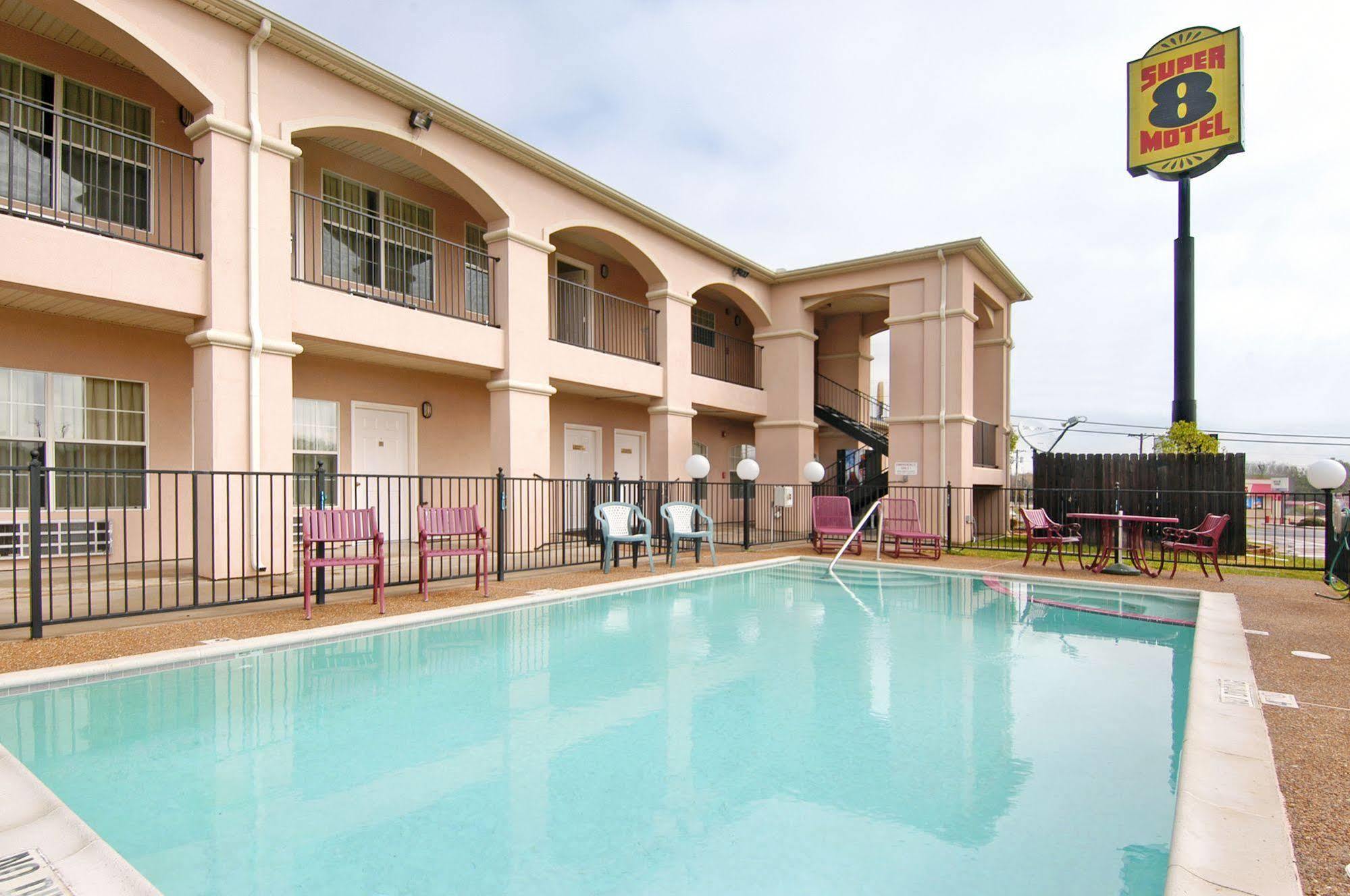 Super 8 By Wyndham Greenville Extérieur photo
